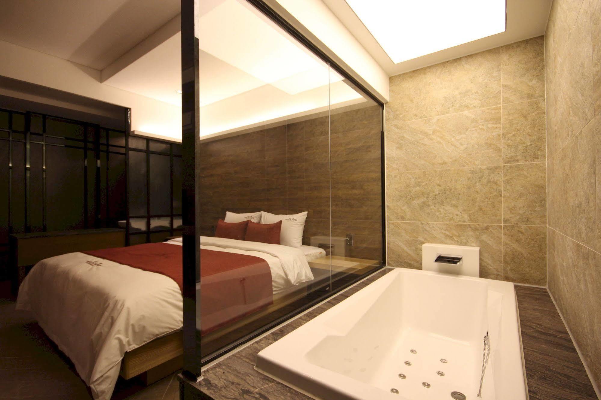 The Club Hotel Seomyeon Pusan Zewnętrze zdjęcie