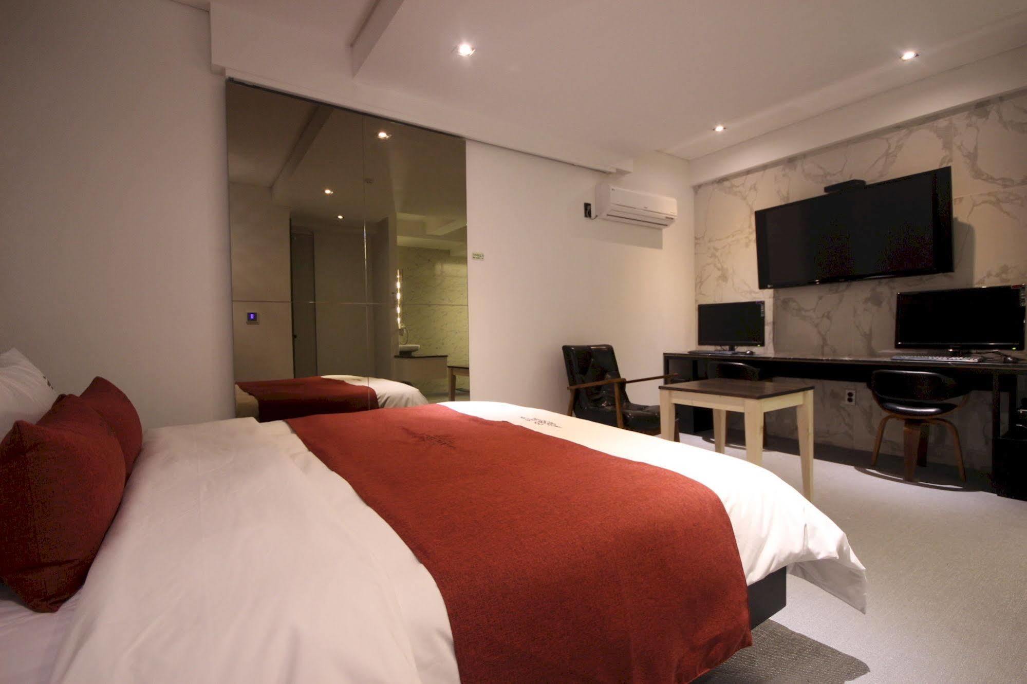 The Club Hotel Seomyeon Pusan Zewnętrze zdjęcie